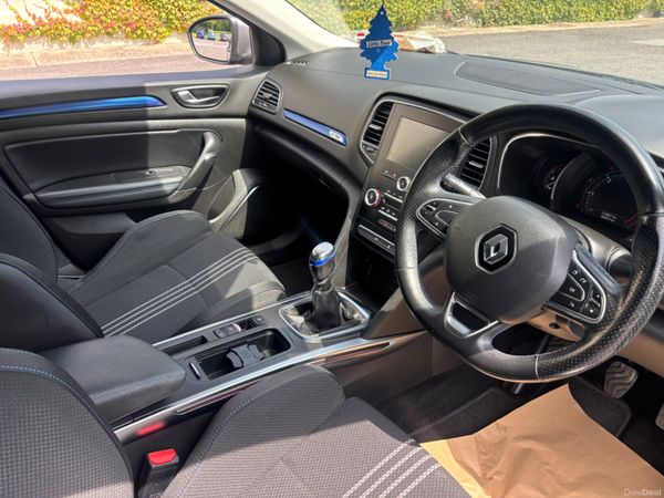 Renault Megane 2017 391021141