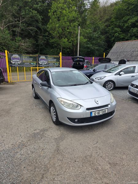Clean Original Renault Fluence NCT Tax 391153341