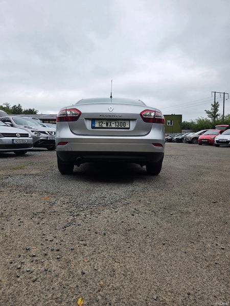 Clean Original Renault Fluence NCT Tax 391153325