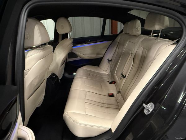 2017 BMW 520D M-Sport X-Drive 391169939