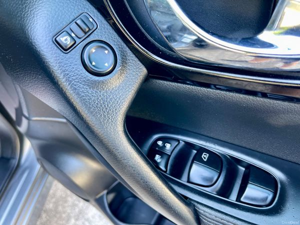 Nissan Qashqai 1.5 dCi Tekna | Top Spec | 360° Cam 391186879