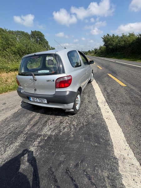 Toyota Yaris 2000 NCT 5/27 391191837