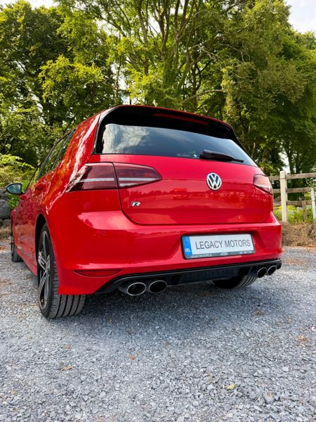 Volkswagen Golf R | 2017 |13,000 KM | 4 MOT AWD | 391100073