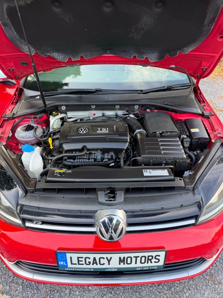 Volkswagen Golf R | 2017 |13,000 KM | 4 MOT AWD | 391100091