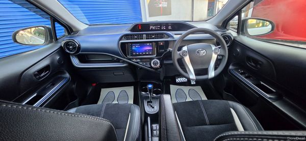 Toyota Aqua leather heated  seats 391102895