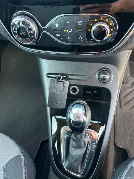 RENAULT CAPTURE 2016 AUTOMATIC 391115285