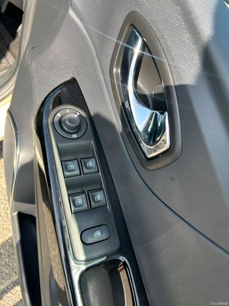 RENAULT CAPTURE 2016 AUTOMATIC 391115291