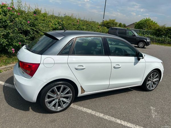 AUDI A1 2012 1.2 PETROL AUTOMATIC 391139677