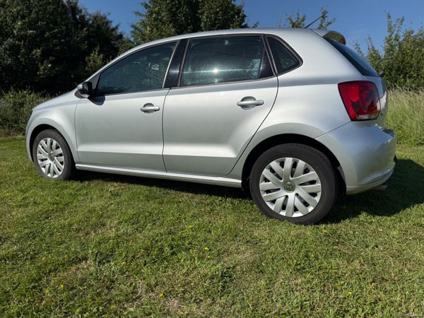 VW POLO (2012) 1.2L BLUE MOTION VERY LOW MILEAGE 391258299