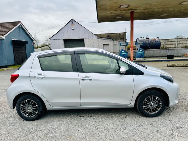 Toyota Vitz 2015 1.0L AUTOMATIC 391260207