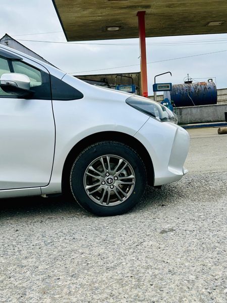 Toyota Vitz 2015 1.0L AUTOMATIC 391260211