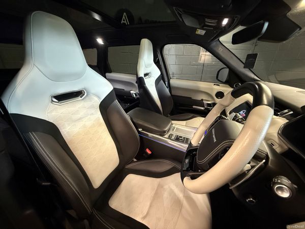 202  Range Rover SVR 5.0 V8 2 Seat 391345257