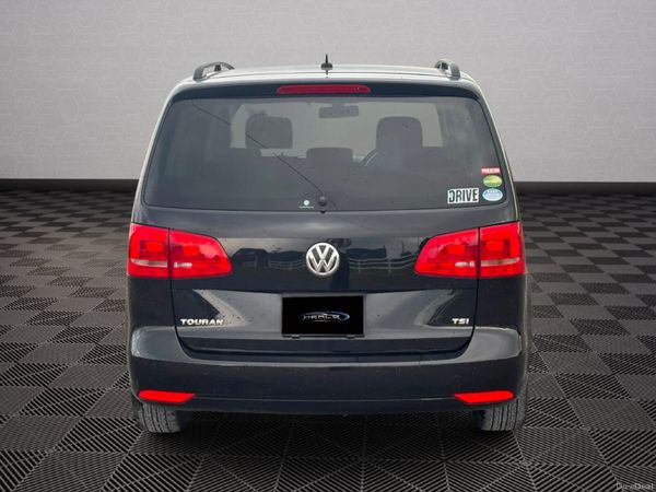 Volkswagen Touran *Automatic* 391345443