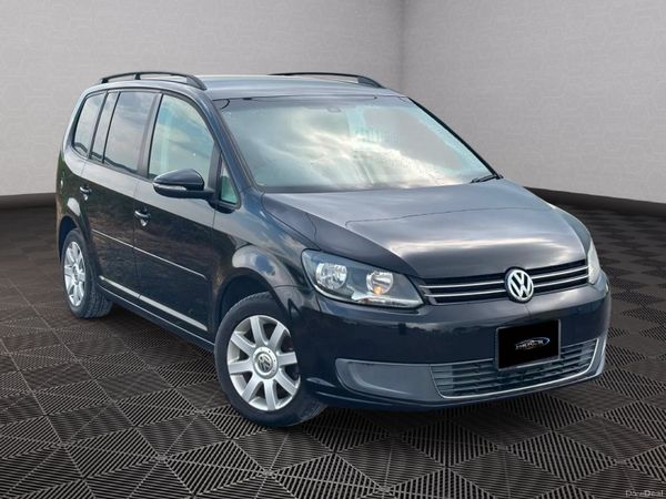 Volkswagen Touran *Automatic* 391345453