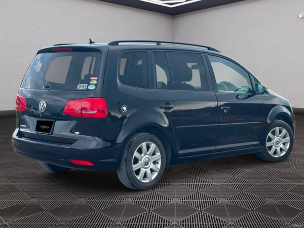 Volkswagen Touran *Automatic* 391345457