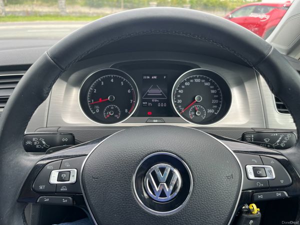VOLKSWAGEN GOLF 2015, 1.2 5DR AUTO LOW KMS 391348575