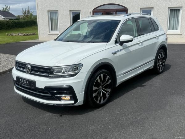 2019 Volkswagen Tiguan R-Line Panoramic Sunroof 391391821
