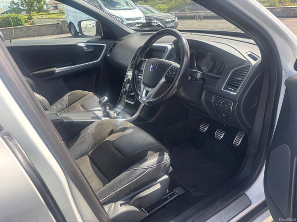 2015 Volvo XC60 2.0L Diesel R DESIGN 391467529