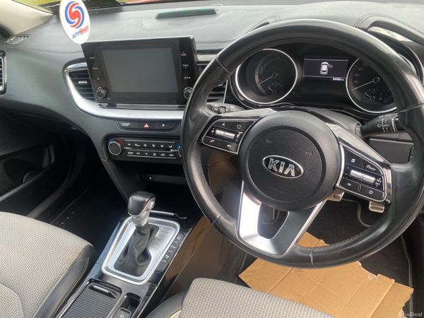 Kia XCeed 2021 391484599