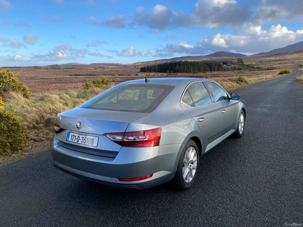 Skoda Superb 2017 style 391485305