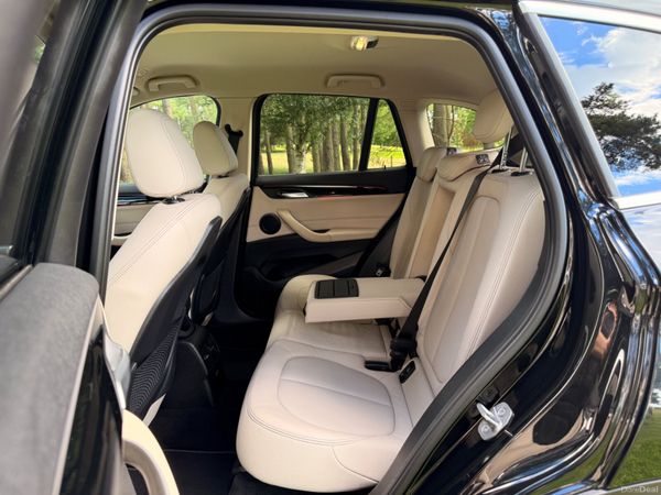 BMW X1 2022  s drive 18d X Line 391486219