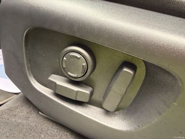 Land Rover Range Rover Evoque 2022 391486551
