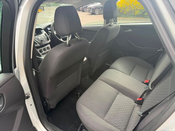 Ford Focus 1.6 TDCI Zetec Estate 391498473