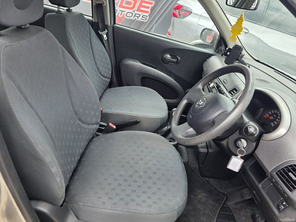 Nissan Micra 2005 391498421