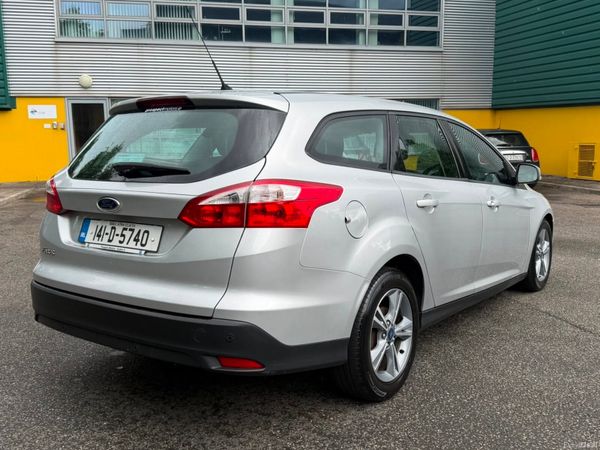 Ford Focus 1.6 TDCI Zetec Estate 391498439