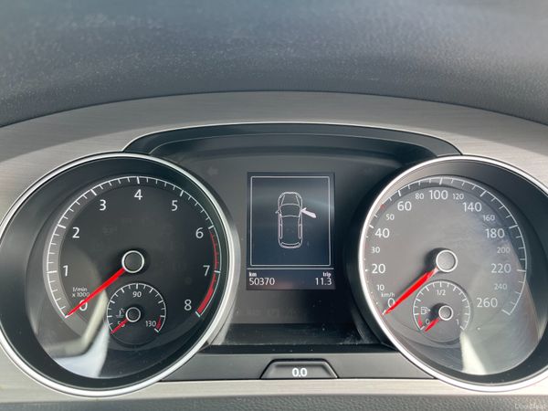 VOLKSWAGEN GOLF 2016, 1.2 TSI 5DR AUTO LOW KMS 391412407
