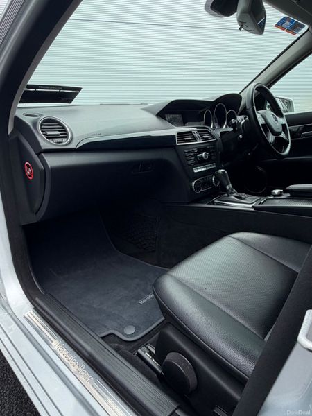 Mercedes-Benz C220d Sport Auto 391421591