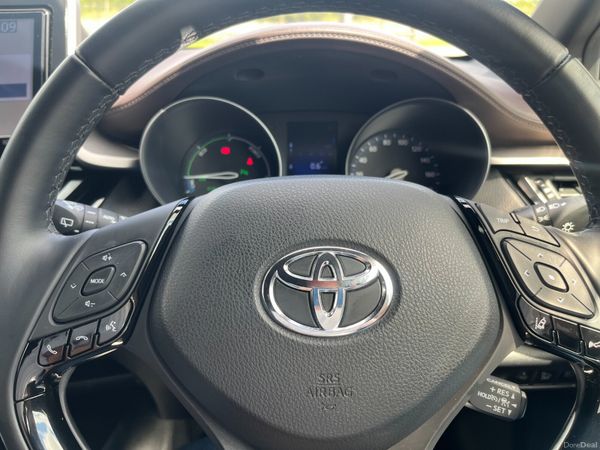 TOYOTA CHR 2018, 1.8 HYBRID AUTO LOW KM HIGH SPEC 391425637