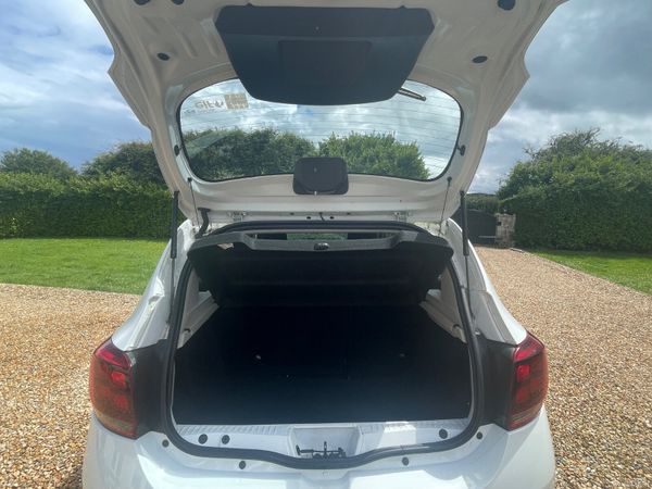 Dacia Sandero Stepway 2019 391430371