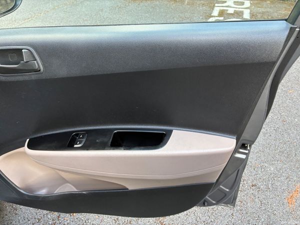 Hyundai i10 2014 391436407