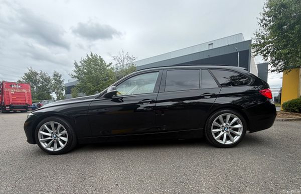 BMW 318i Sport Touring Auto Low Kms 391549473