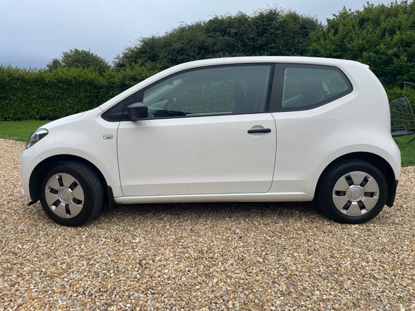 Volkswagen up! 2012 low miles 391550125