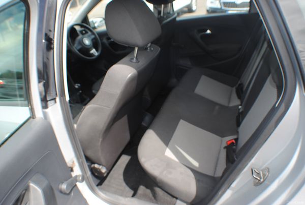 Volkswagen Polo 1.2 PETROL 2014 391551017