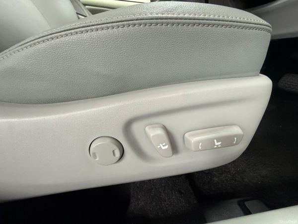 Toyota Prius 2015 391582577