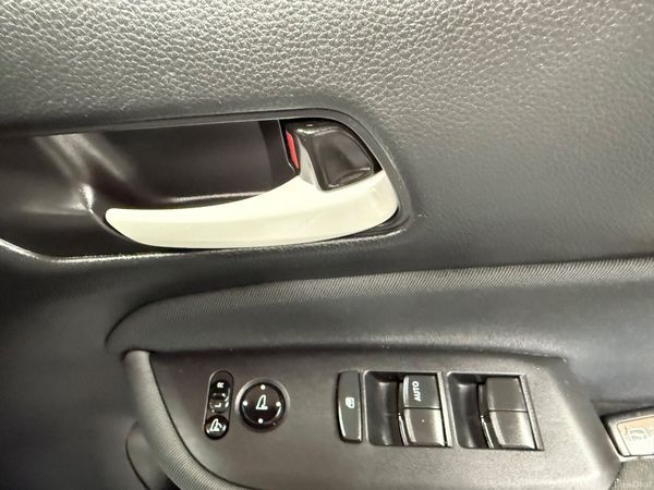 2020 Honda JAZZ/Fit 1.5 Hybrid Automatic,30K Miles 391583805
