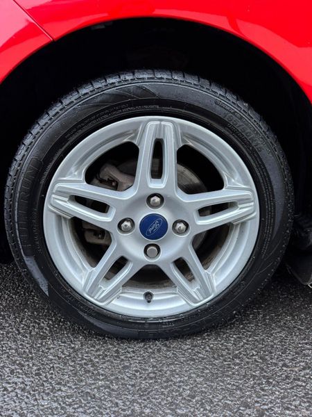 Ford Fiesta 2014 *** SOLD AS SEEN *** 391586345