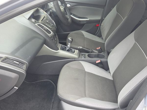 Ford Focus 1.6s Edge, very clean 391534047