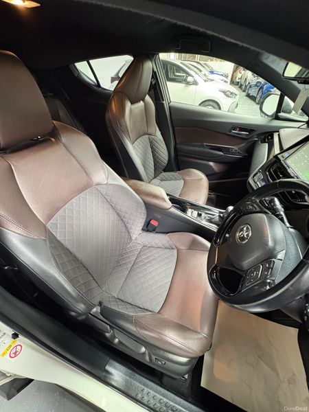 2017 Toyota C-HR 1.8 Hybrid Auto, Top Specs 391535123