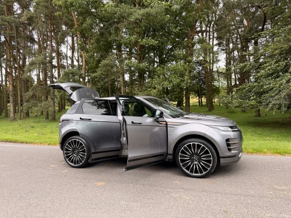Land Rover Range Rover Evoque 2021 391641827