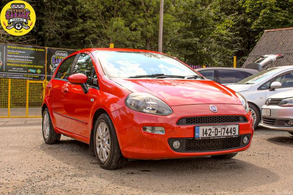 Stunning Low Mileage Fiat Punto NCT Tax Warranty 391648369