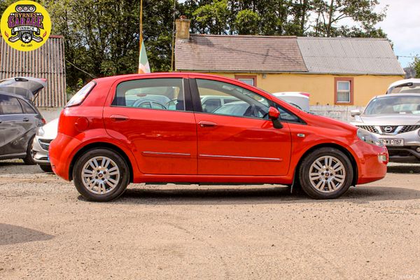 Stunning Low Mileage Fiat Punto NCT Tax Warranty 391648339