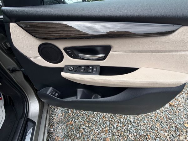 BMW 2 series 2015 7 seater 391670841