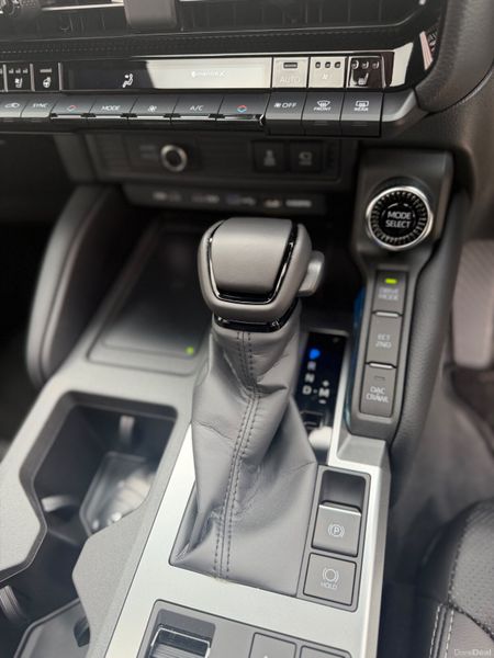 Toyota LC 2025 7 seater 391671351