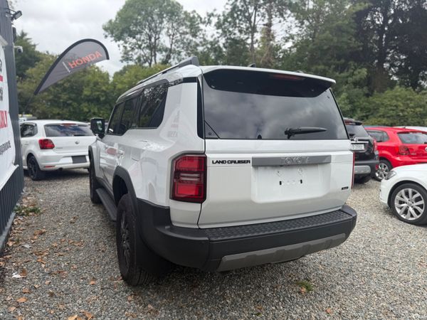 Toyota LC 2025 7 seater 391671335