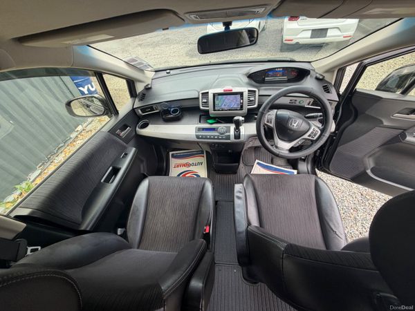 Honda Freed 2016 391676811