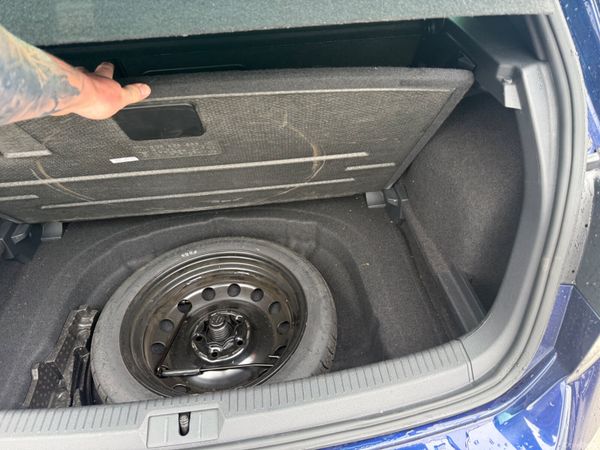 Volkswagen Golf Highline 2017 391678611